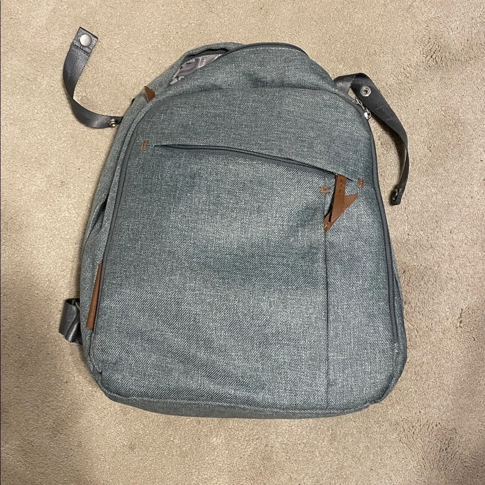 EUC Uppababy Gregory blue backpack diaper bag with attachable stroller straps